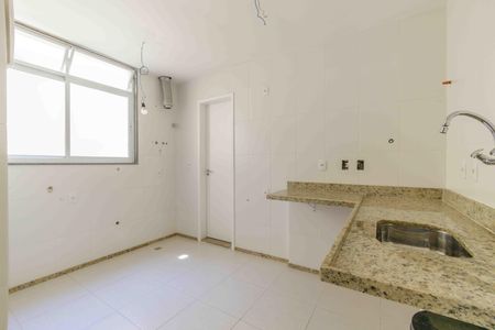 Apartamento à venda com 110m², 3 quartos e 2 vagas Apartamento à venda com 110m², 3 quartos e 2 vagasCozinha