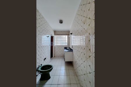Casa à venda com 359m², 3 quartos e 5 vagasBanheiro da Suíte