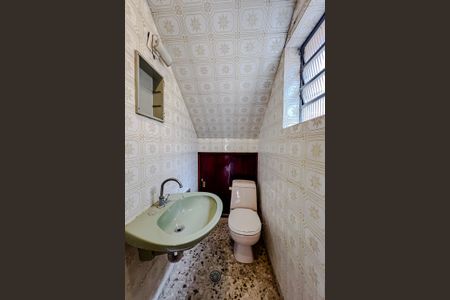 Casa à venda com 359m², 3 quartos e 5 vagasLavabo