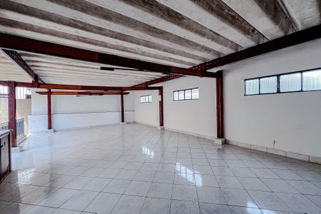 Casa à venda com 359m², 3 quartos e 5 vagasChurrasqueira