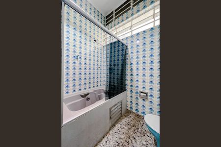 Casa à venda com 359m², 3 quartos e 5 vagasBanheiro da Suíte