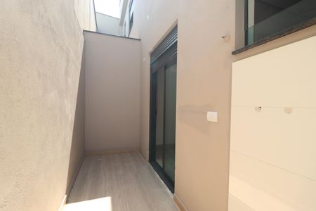 Apartamento à venda com 65m², 2 quartos e 1 vagaVaranda Quarto 1 suíte