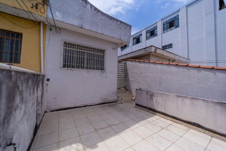Casa para alugar com 60m², 2 quartos e sem vagaVaranda