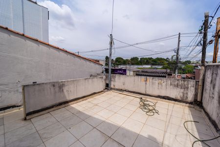 Casa para alugar com 60m², 2 quartos e sem vagaVaranda