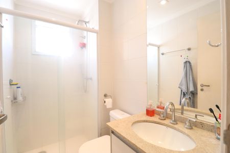 Apartamento à venda com 162m², 3 quartos e 3 vagasBanheiro da Suíte 1