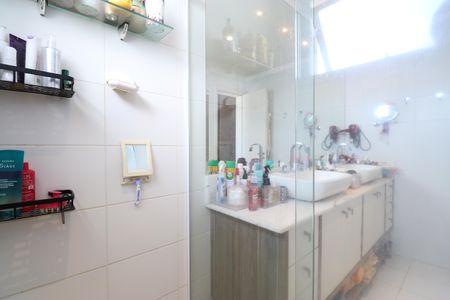 Apartamento à venda com 162m², 3 quartos e 3 vagasBanheiro da Suíte 3