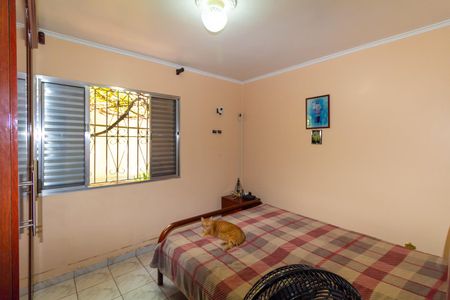 Casa de condomínio à venda com 225m², 4 quartos e 4 vagas Casa de condomínio à venda com 225m², 4 quartos e 4 vagasQuarto 1