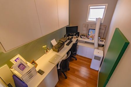 Apartamento à venda com 132m², 3 quartos e 3 vagasEscritório