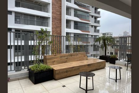 Studio à venda com 21m², 1 quarto e sem vaga Studio à venda com 21m², 1 quarto e sem vagaTerraço