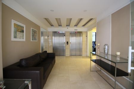 Apartamento à venda com 94m², 3 quartos e 1 vagaHall Social