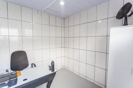 Casa à venda com 120m², 4 quartos e 2 vagasEscritório no Quintal