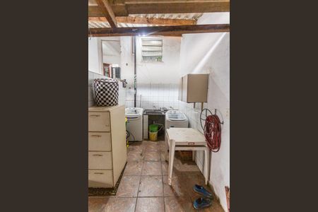 Casa à venda com 120m², 4 quartos e 2 vagasÁrea de Serviço