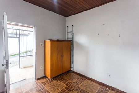 Casa à venda com 120m², 4 quartos e 2 vagasSala