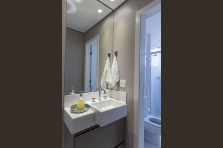 Apartamento à venda com 200m², 4 quartos e 4 vagas Apartamento à venda com 200m², 4 quartos e 4 vagasBanheiro