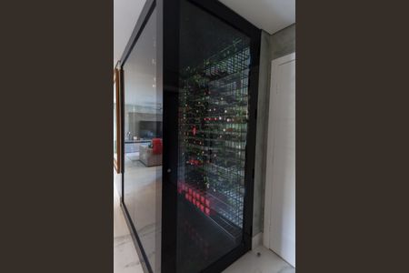 Apartamento à venda com 200m², 4 quartos e 4 vagas Apartamento à venda com 200m², 4 quartos e 4 vagasSala