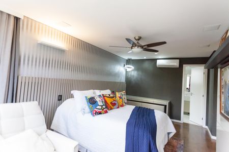 Apartamento à venda com 200m², 4 quartos e 4 vagas Apartamento à venda com 200m², 4 quartos e 4 vagasSuíte 2