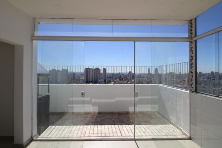 Apartamento para alugar com 122m², 3 quartos e 1 vaga Apartamento para alugar com 122m², 3 quartos e 1 vagaCobertura