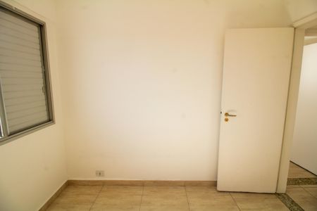 Apartamento para alugar com 122m², 3 quartos e 1 vaga Apartamento para alugar com 122m², 3 quartos e 1 vagaQuarto