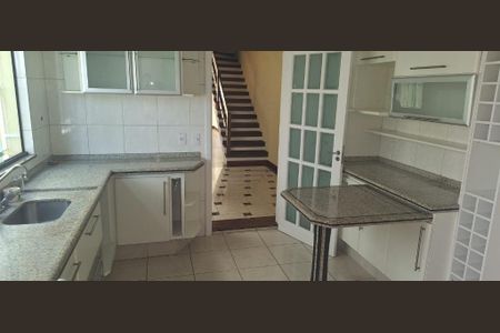 Casa à venda com 186m², 3 quartos e 4 vagasFoto 09