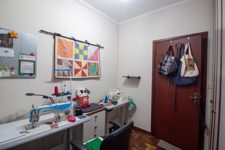 Casa à venda com 200m², 3 quartos e 2 vagas Casa à venda com 200m², 3 quartos e 2 vagasQuarto 2