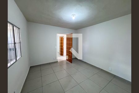Kitnet/Studio para alugar com 1 quarto, 29m² em Monte Castelo, Contagem