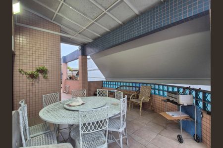 Apartamento à venda com 187m², 3 quartos e 3 vagas Apartamento à venda com 187m², 3 quartos e 3 vagasVaranda