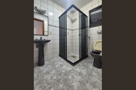 Apartamento à venda com 187m², 3 quartos e 3 vagas Apartamento à venda com 187m², 3 quartos e 3 vagasBanheiro