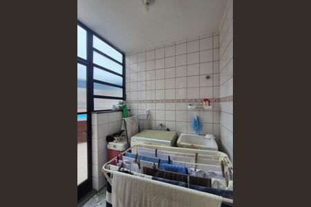 Apartamento à venda com 187m², 3 quartos e 3 vagas Apartamento à venda com 187m², 3 quartos e 3 vagasÁrea de Serviço