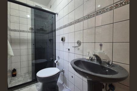 Apartamento à venda com 187m², 3 quartos e 3 vagas Apartamento à venda com 187m², 3 quartos e 3 vagasBanheiro da Suíte