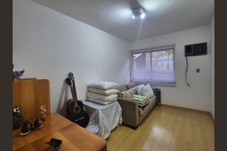 Apartamento à venda com 187m², 3 quartos e 3 vagas Apartamento à venda com 187m², 3 quartos e 3 vagasQuarto