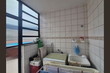 Apartamento à venda com 187m², 3 quartos e 3 vagas Apartamento à venda com 187m², 3 quartos e 3 vagasÁrea de Serviço