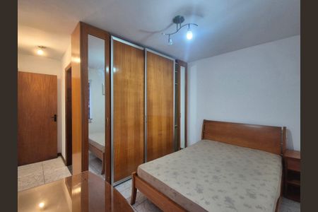 Apartamento à venda com 187m², 3 quartos e 3 vagas Apartamento à venda com 187m², 3 quartos e 3 vagasSuite 2