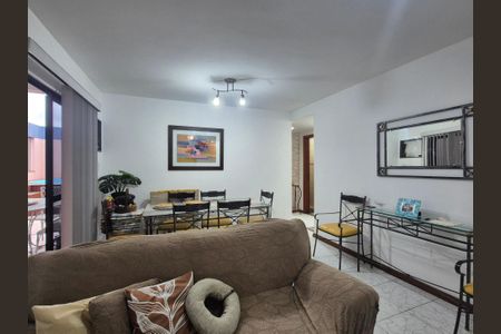 Apartamento à venda com 187m², 3 quartos e 3 vagas Apartamento à venda com 187m², 3 quartos e 3 vagasSala