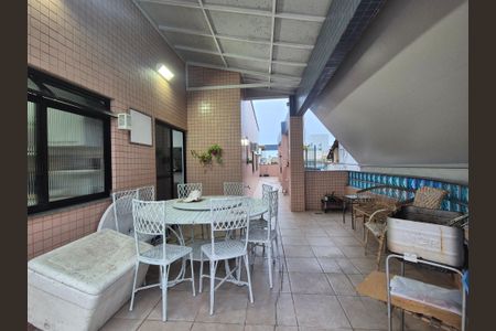 Apartamento à venda com 187m², 3 quartos e 3 vagas Apartamento à venda com 187m², 3 quartos e 3 vagasVaranda