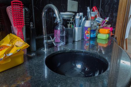 Apartamento à venda com 82m², 3 quartos e 2 vagas Apartamento à venda com 82m², 3 quartos e 2 vagasBanheiro