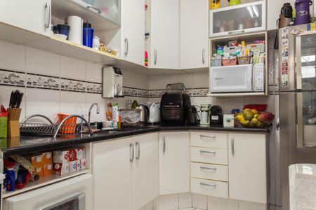 Apartamento à venda com 82m², 3 quartos e 2 vagas Apartamento à venda com 82m², 3 quartos e 2 vagasCozinha