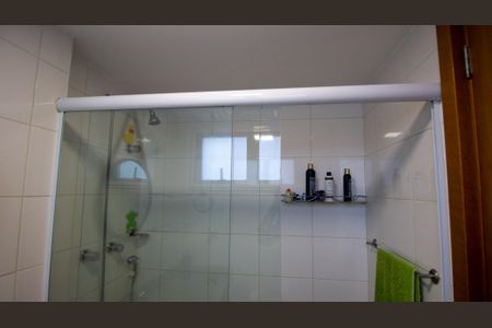 Apartamento à venda com 100m², 3 quartos e 1 vaga Apartamento à venda com 100m², 3 quartos e 1 vagaBanheiro da Suíte