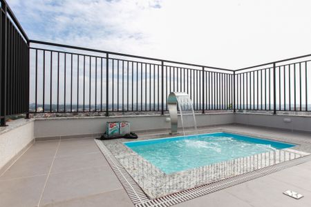 Apartamento para alugar com 47m², 2 quartos e sem vaga Apartamento para alugar com 47m², 2 quartos e sem vagaÁrea comum - Piscina