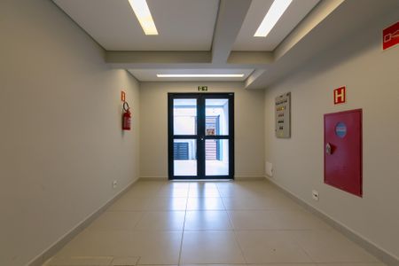 Apartamento para alugar com 47m², 2 quartos e sem vaga Apartamento para alugar com 47m², 2 quartos e sem vagaHall de Entrada