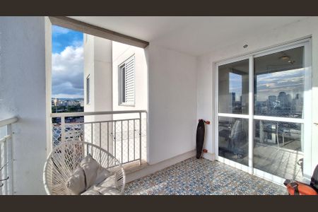 Apartamento para alugar com 64m², 2 quartos e 1 vagaVaranda