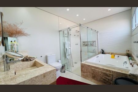 Casa de condomínio à venda com 297m², 5 quartos e 4 vagas Casa de condomínio à venda com 297m², 5 quartos e 4 vagasFoto 90