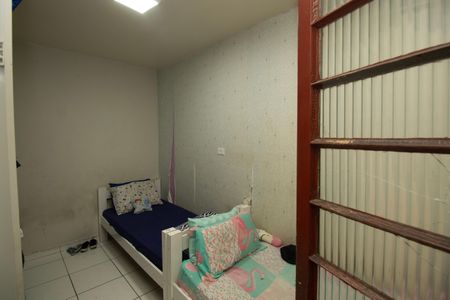 Casa à venda com 150m², 4 quartos e 3 vagas Casa à venda com 150m², 4 quartos e 3 vagasQuarto 4