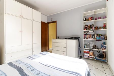 Casa à venda com 268m², 3 quartos e 2 vagas Casa à venda com 268m², 3 quartos e 2 vagasQuarto 2 da Casa 1