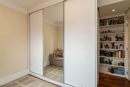 Apartamento à venda com 157m², 3 quartos e 3 vagas