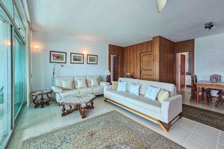 Apartamento para alugar com 158m², 2 quartos e 2 vagasSala