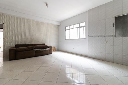 Casa à venda com 220m², 3 quartos e 2 vagas Casa à venda com 220m², 3 quartos e 2 vagasCozinha