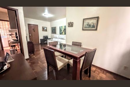 Apartamento à venda com 85m², 3 quartos e 1 vaga Apartamento à venda com 85m², 3 quartos e 1 vagaSala