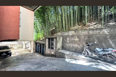 Apartamento à venda com 85m², 3 quartos e 1 vaga Apartamento à venda com 85m², 3 quartos e 1 vagaÁrea comum