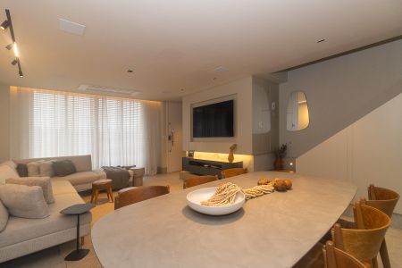 Casa à venda com 185m², 2 quartos e 2 vagas Casa à venda com 185m², 2 quartos e 2 vagasSala
