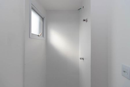 Apartamento à venda com 57m², 2 quartos e 1 vaga Apartamento à venda com 57m², 2 quartos e 1 vagaBanheiro da Suíte